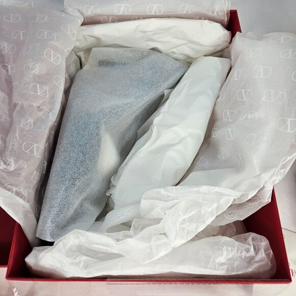 Valentino Garavani Women's V Logo Pointed Toe Slingback Pumps 11 US 41 EU NEW - Picture 8 of 9